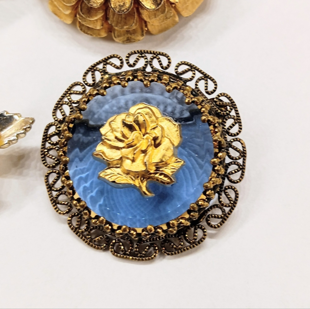 Vintage Jewelry Lot 4 Brooches - Picture 3 of 8